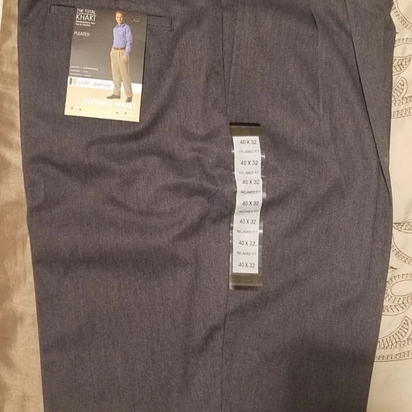 Croft & Barrow Pleated Relax Fit Flex Waistband Khakis - Picture 2 of 5